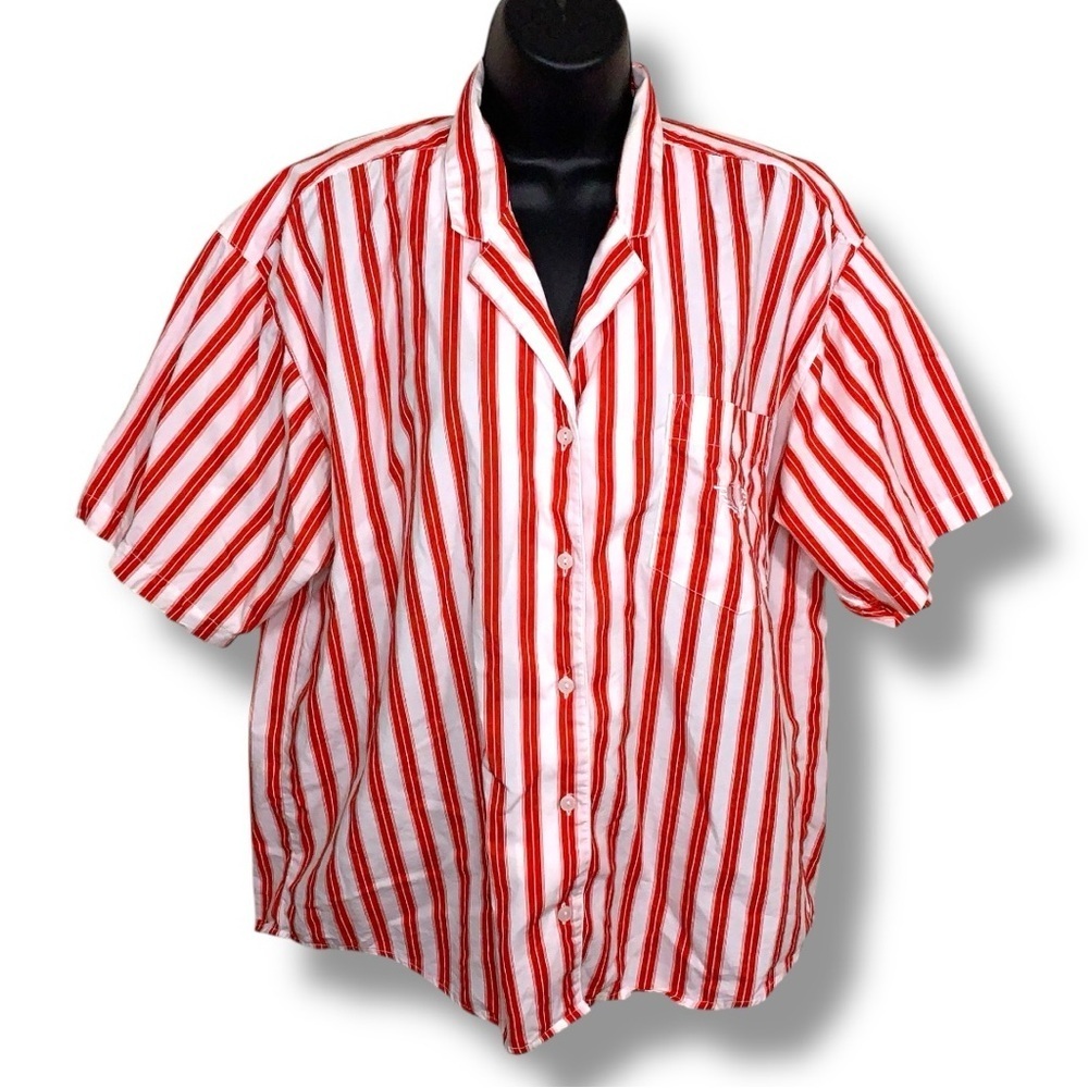 Vintage Large Dockers Red White Short Sleeve Top Womens Crest Embroidered Preppy